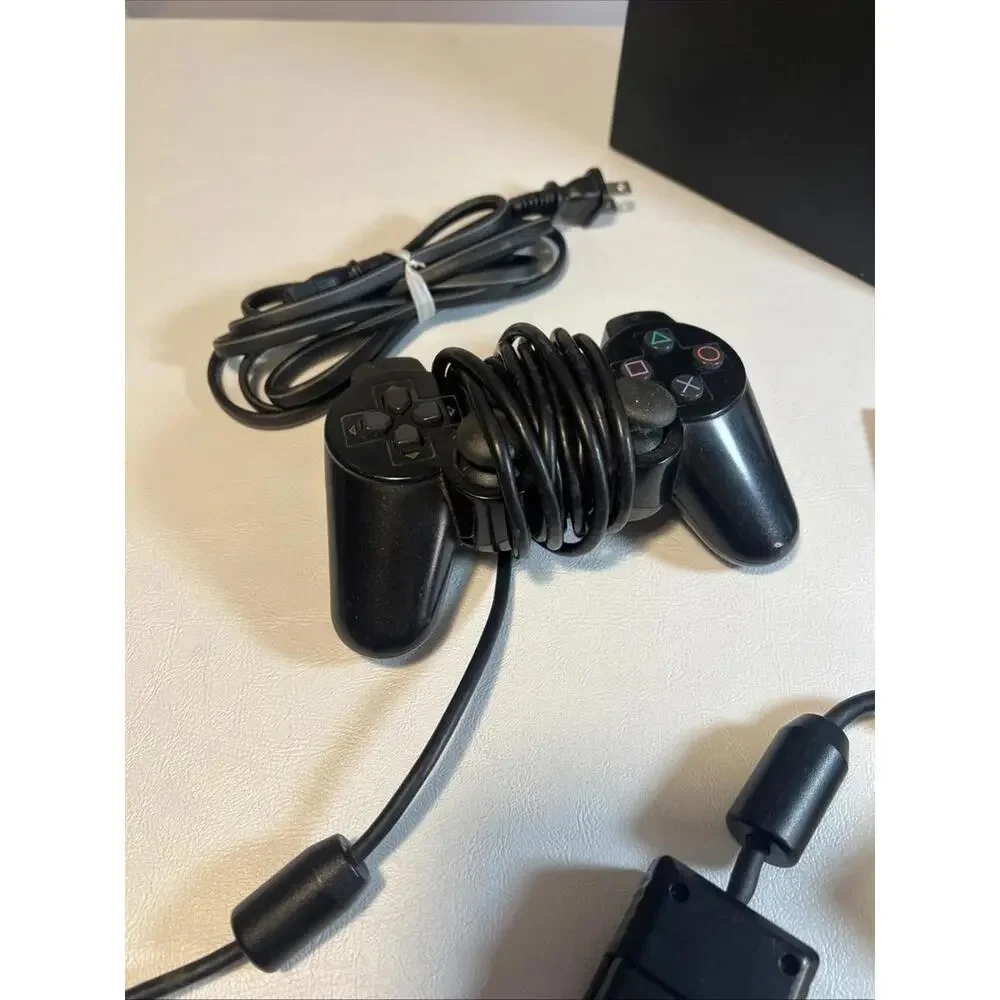 Sony PlayStation2 SCPH-30000 Console 2 Controller, Wires, Memory Card, Multi Tap